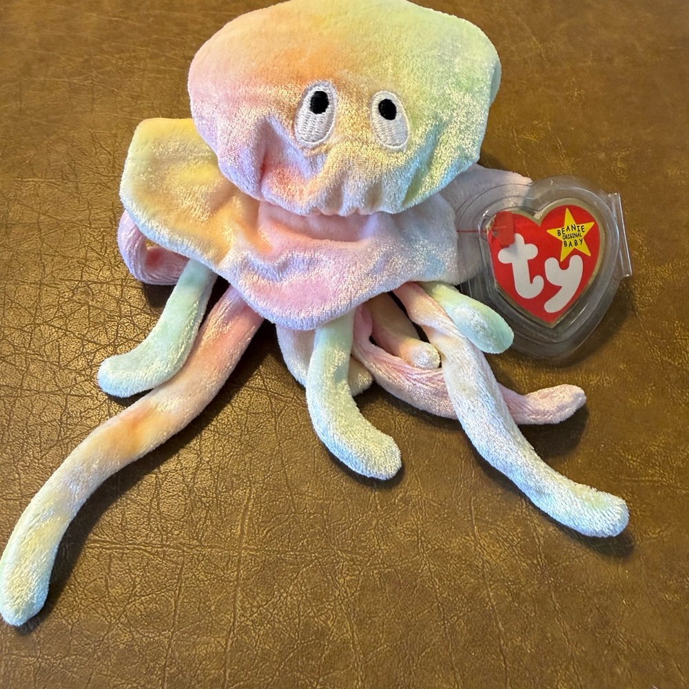 NWT Ty Pastel Jellyfish “Goochy” Plush Toy Beanie Baby - Vintage